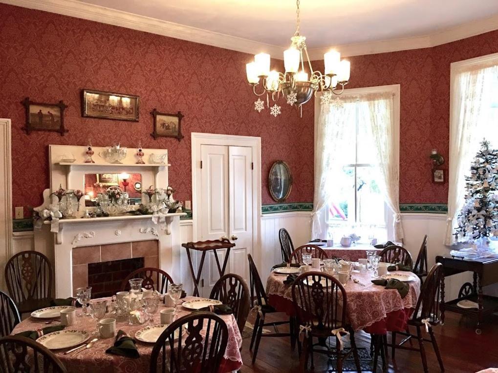 مبيت وإفطار Holly House Of Hamilton المظهر الخارجي الصورة