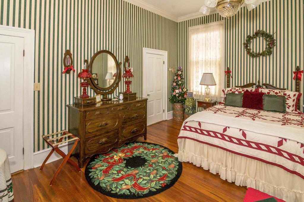 مبيت وإفطار Holly House Of Hamilton المظهر الخارجي الصورة
