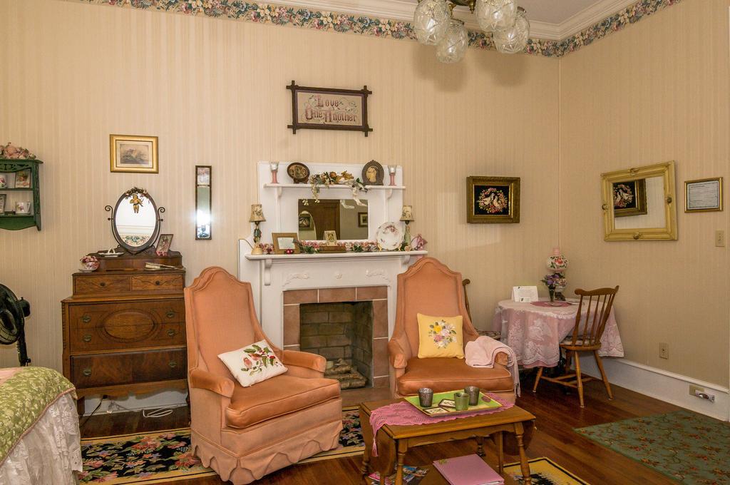 مبيت وإفطار Holly House Of Hamilton المظهر الخارجي الصورة