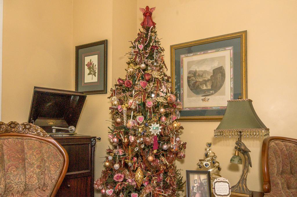 مبيت وإفطار Holly House Of Hamilton المظهر الخارجي الصورة