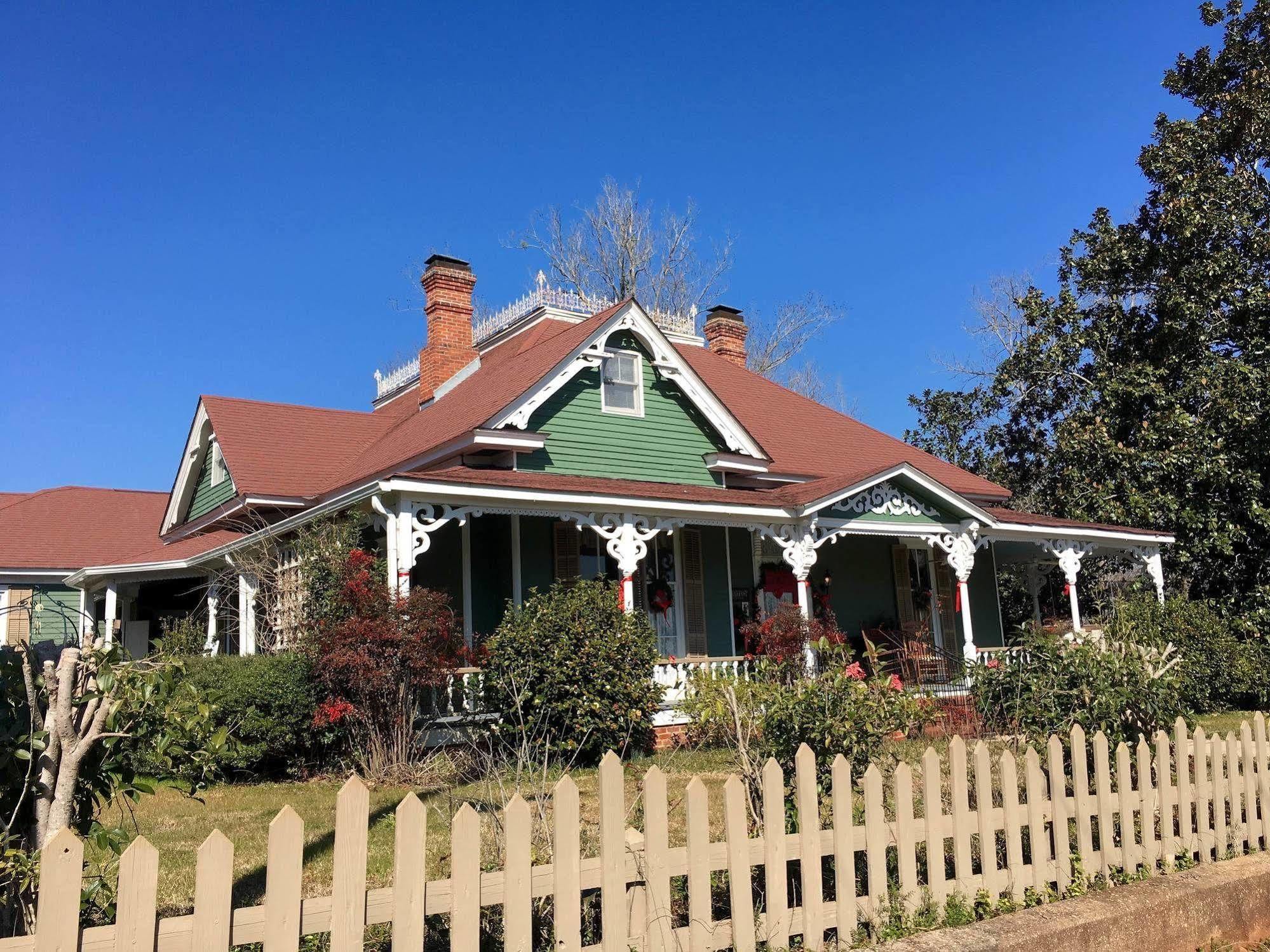 مبيت وإفطار Holly House Of Hamilton المظهر الخارجي الصورة